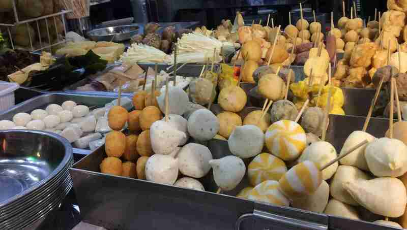 頂讓・生意轉讓尖沙咀外賣店生意・飲食創業・飲食特許經營・加盟・做生意・生意頂讓・頂手・生意買賣・買生意・小食牌・商機・飲食牌照・開小食店・餐廳頂讓